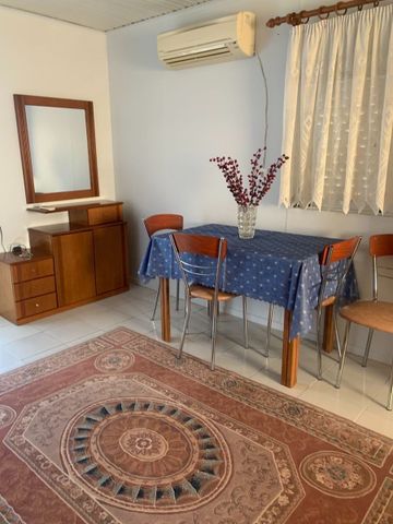 Studio/Γκαρσονιέρα για ενοικίαση Κέντρο (Μενεμένη) - Photo 3