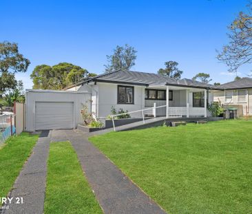 Three-Bedroom Home&excl; - Photo 1