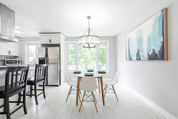 For Lease - 12 Quinlan Court, Hamilton, Ontario - Photo 1