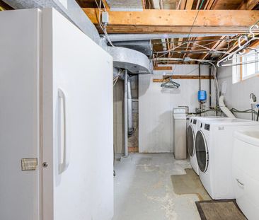 For Lease - 253048 9th Line, Amaranth, Ontario - Photo 2