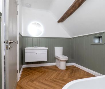 4 bedroom detached house to rent - Photo 4