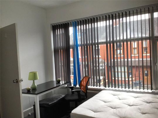 1 bedroom in a house share to rent - Photo 1