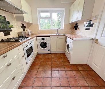 5 bedroom semi-detached house to rent - Photo 6