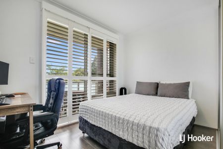 Beautiful 2 Bedroom Unit - Great Location! - Photo 3