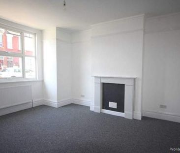 1 bedroom property to rent in Westcliff On Sea - Photo 4