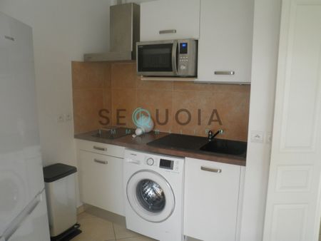 Location Appartement 1 pièce 33m² ANTIBES 06600 - Photo 3