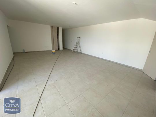 Location Appartement 4 pièces 110m² STE CLOTILDE 97490 - Photo 1