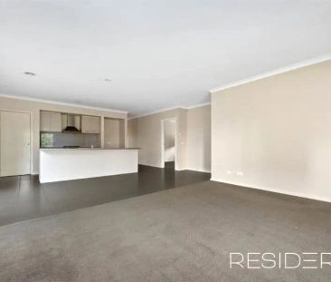 “FAMILY HOME IN MERNDA VILLAGE” - Photo 5