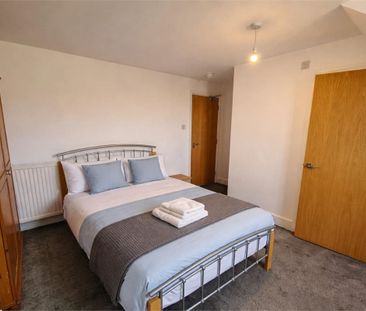 Room 5, Flat 1, 43 Mill Road, Cambridge - Photo 6