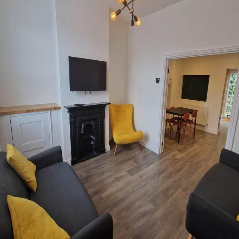 2 bedroom house to rent - Photo 1