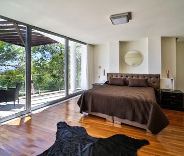 5 bedroom luxury Townhouse for rent in Marbella, Andalusia - Photo 4