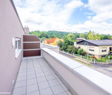 Dachgeschosswohnung mit Weitblick - Photo 6