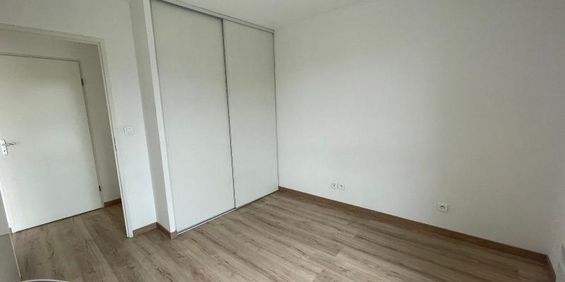 Location Appartement 2 pièces 43m² DEVILLE LES ROUEN 76250 - Photo 3