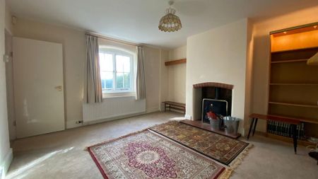 2 bedroom semi-detached house to rent - Photo 3