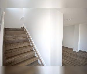 3 Bed 2.5 Bath Ottewell Home For Rent Edmonton - Photo 3