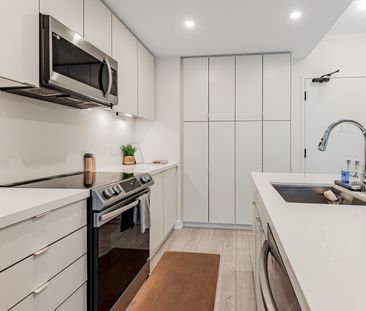 For Lease - 415 Sea Ray Avenue Unit# 322, Innisfil, Ontario - Photo 1