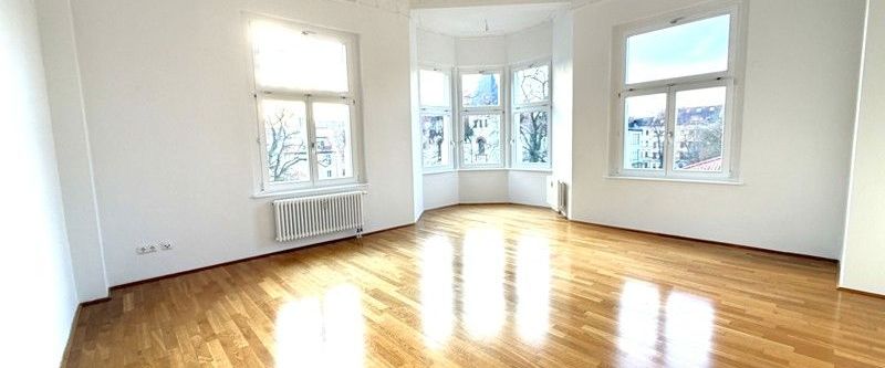 Großzügige Zwei-Zimmer-Wohnung mit Parkett sucht neuen Mieter - Foto 1