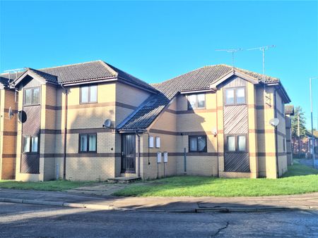 Gordon Court, Cambs, Wisbech - Photo 5