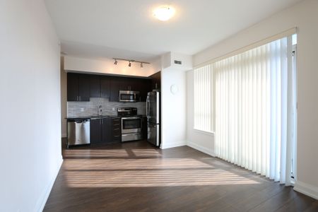 For Lease - 7161 Yonge Street Unit# 1625, Markham, Ontario - Photo 3
