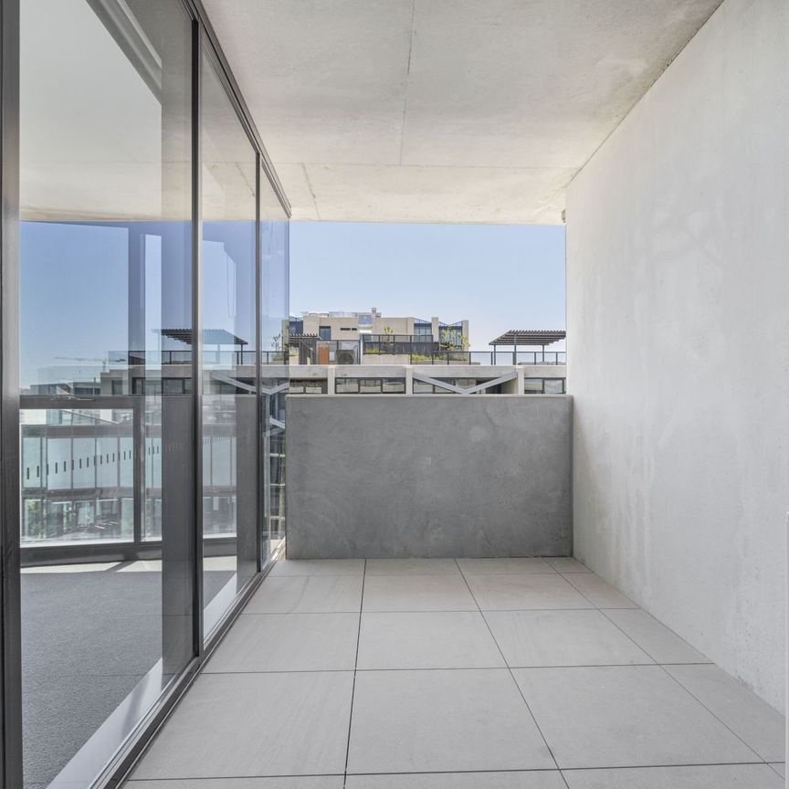 Contemporary CBD Living – Spacious 2-Bedroom Apartment with Premium Finishes - Photo 1