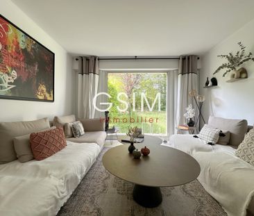 Maison • La Celle-Saint-Cloud - Photo 1