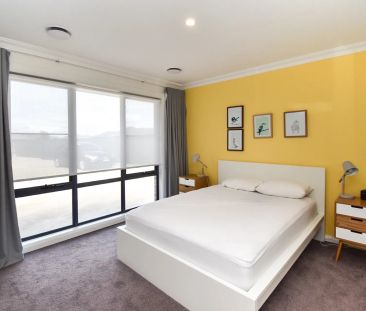 Fully Furnished One Bedroom Apartment - Photo 2