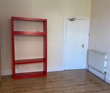 Room in a Shared House, Brynland Avenue, BS7 - Photo 3