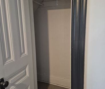 For Lease - 607 QUEENS Avenue Unit# Bedroom 2, London East, Ontario - Photo 5