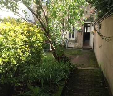 Location Appartement 3 pièces 71m² - Photo 2