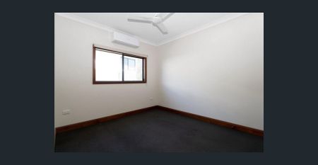 Low-set Family Home in Eimeo! - Photo 3