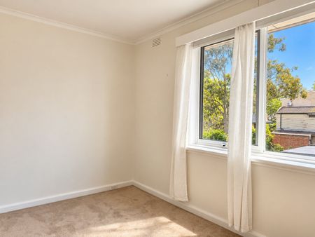 Your Light-Filled Flemington Escape - Photo 2