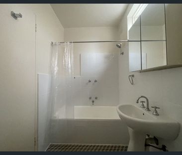 2/43A Chapel Street, St Kilda, Vic 3182 - Photo 6