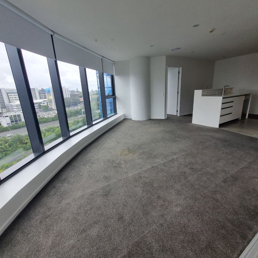 Location! Location! Location! - Photo 1