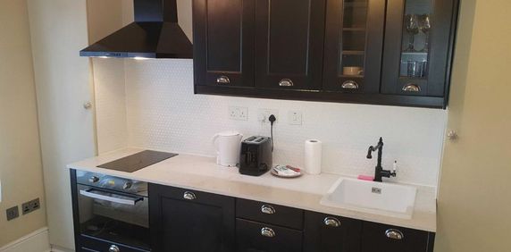 Studio to rent - Photo 2