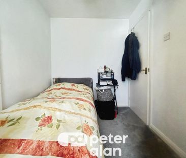 2 bedroom property to rent - Photo 4