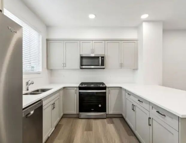 *Free Internet* Beautiful Semi-Detached Home - 3 Bed - 2.5 Bath - In Legacy | 268 Legacy Circle Southeast, Calgary - Photo 1