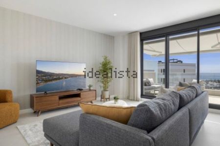 Alquiler de piso en Calle Alozaina, 1 - Photo 4