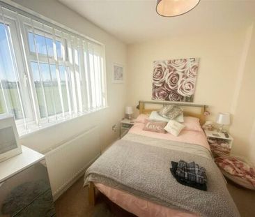 2 bedroom house to rent - Photo 3