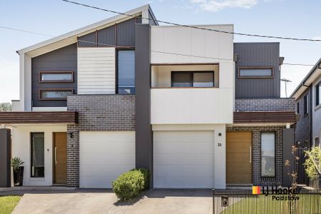 Sun-filled, Modern Family Home in Prime Panania - Photo 5