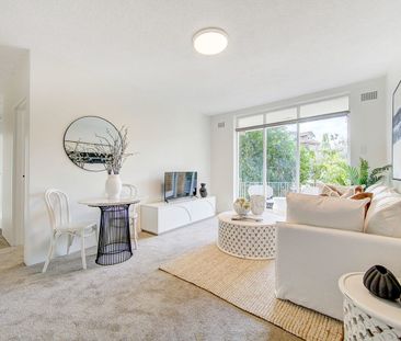 Outstanding apartment in the heart of Mosman - Photo 4