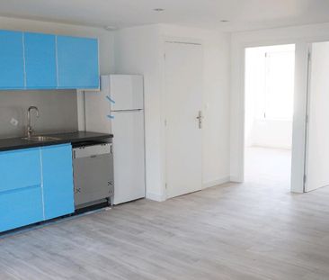 Location Appartement 3 pièces 53m² LILLE 59000 - Photo 4