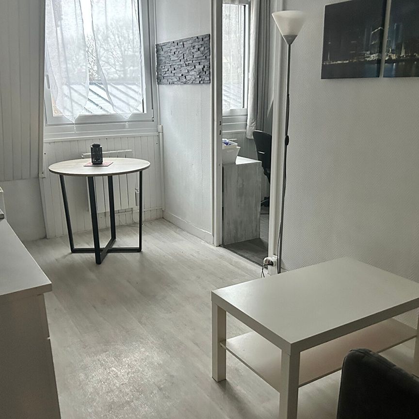 Appartement Quimper 2 pièces 21.07 m2 - Photo 1