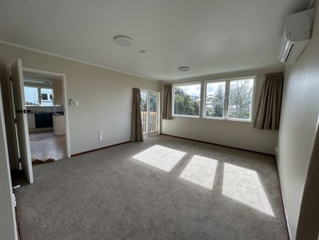 3 Bedrooms in Beach Haven - Photo 2
