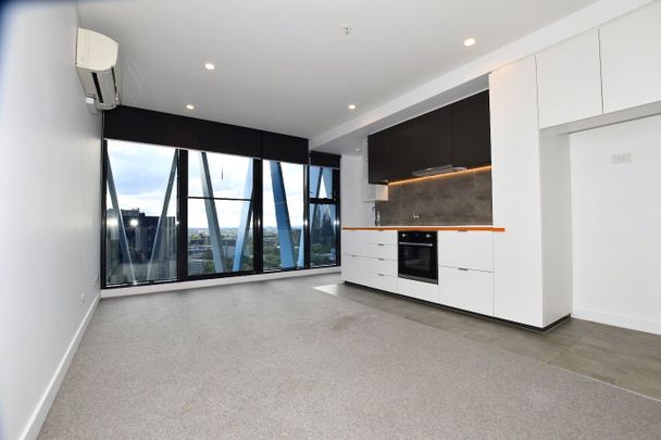 1709/28-44 Bouverie Street - Photo 1