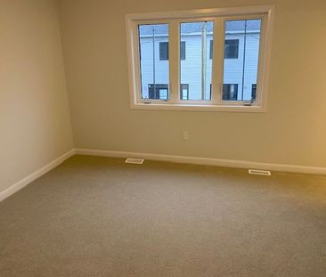 For Lease - 506 Ingenuity Row, Kanata, Ontario - Photo 5