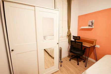 Carrer d'Aribau, Barcelona, Catalonia 08036 - Photo 4