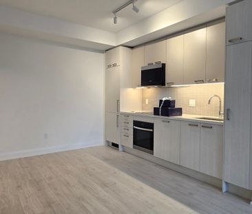 For Lease - 20 Soudan Avenue Unit# 2106, Toronto, Ontario - Photo 1