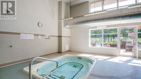 #3310 - 190 Borough Drive – Toronto E09, Ontario - Photo 2