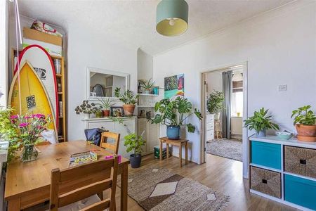 Inverness Place, Roath, CF24 - Photo 2