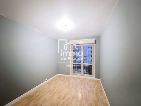 Location Appartement 5 pièces 90m² - Photo 3